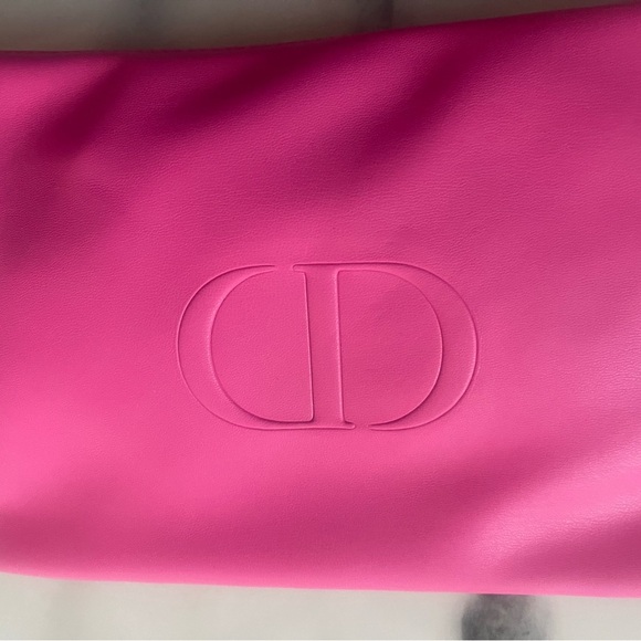 Dior White and Gold Gift Card - Picture 5 of 9